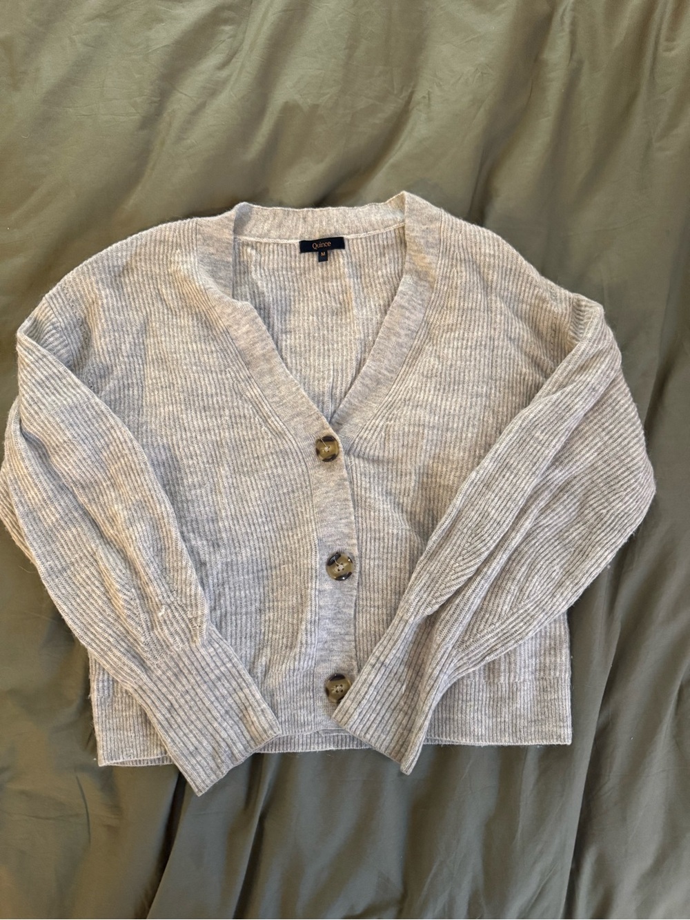 Quince wool blend Light Gray Ribbed V-Neck Button Cardigan Sweater size medium